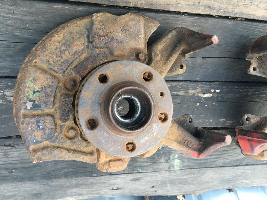 Fuzeta Stanga Dreapta Fata Vw Golf4 Bora Audi A3 8L Skoda Octavia Seat