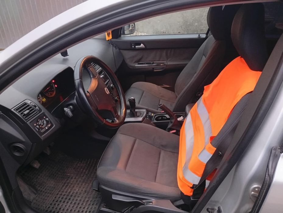 Vând volvo v50 motorina