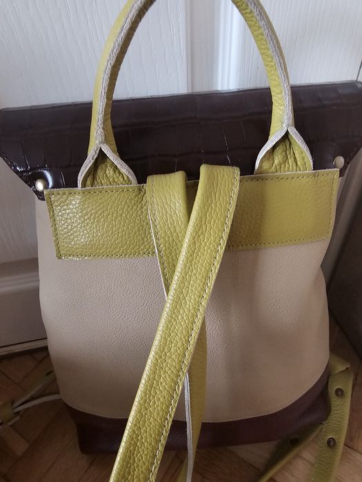 Дамска Раница естествена кожа