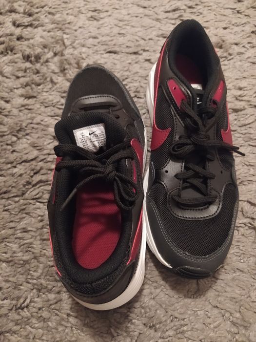 Nike Venture Runner, Air Max,..