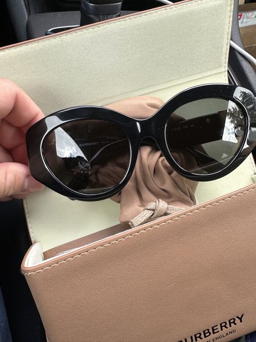 Солнцезащитные очки