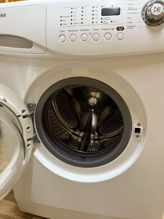 Продается стиральная машинка Samsung