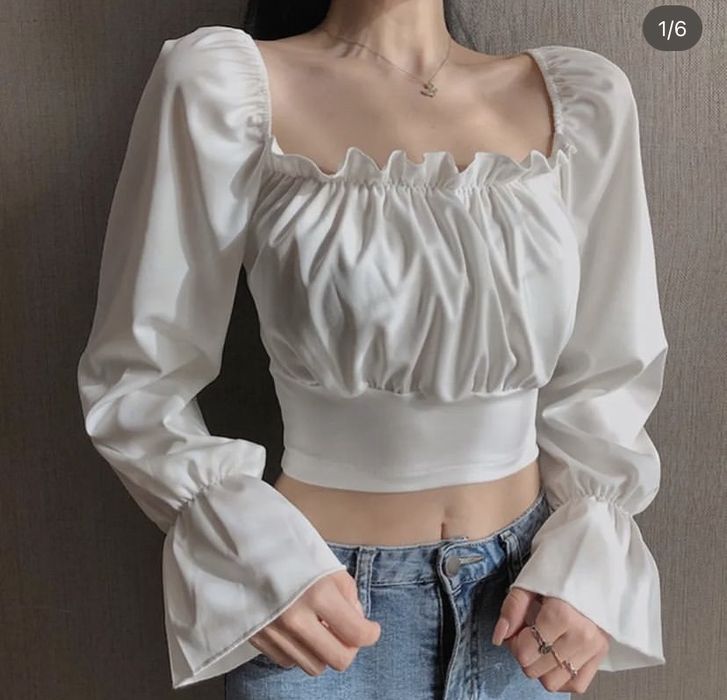 Легкая кофта