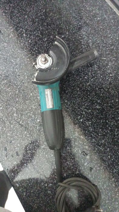 Болгарка Макита GA5030