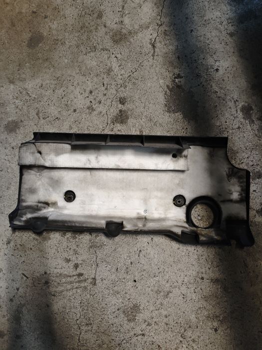 Кора на двигател за Toyota Rav 4 2.0VVTi