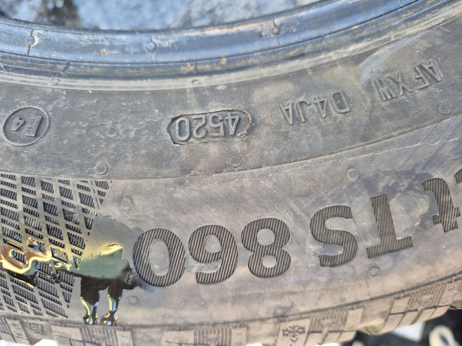 2бр зимни гуми Континентал 205-55-16/ 2020г/ 5.2мм грайфер/