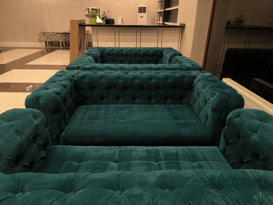 Чистка мебели, ковров и автосалонов