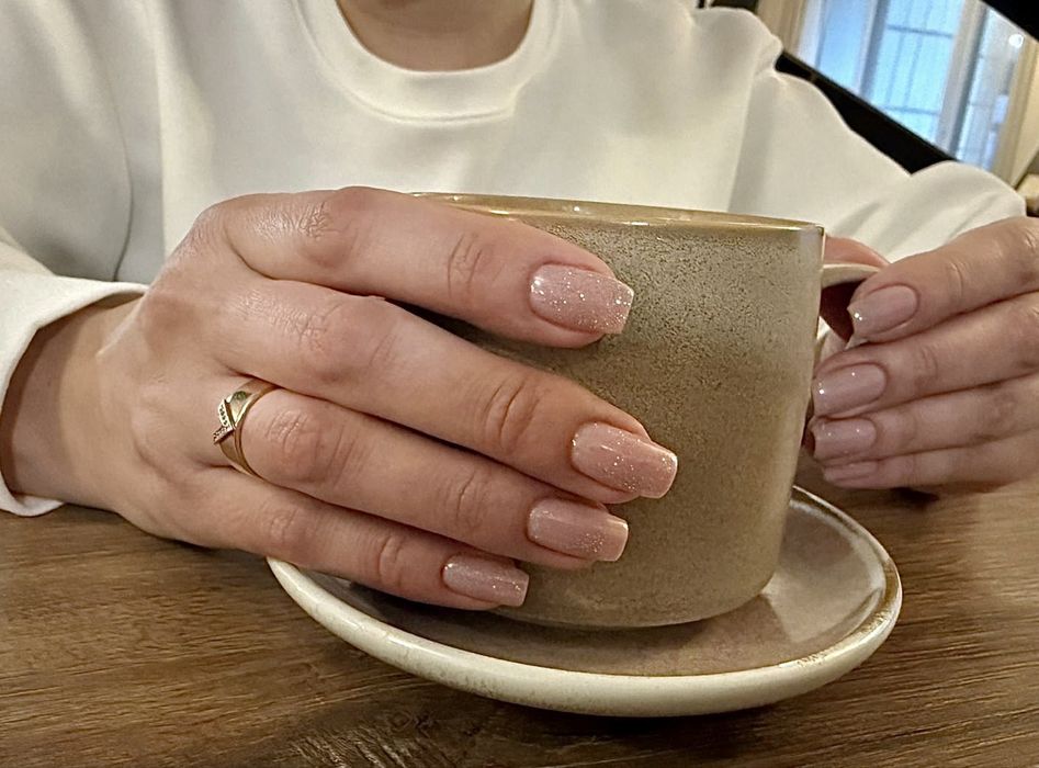 Мастер маникюра с Астаны