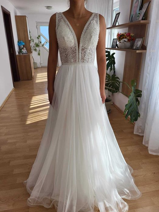Rochie de mireasa și rochie de cununie!