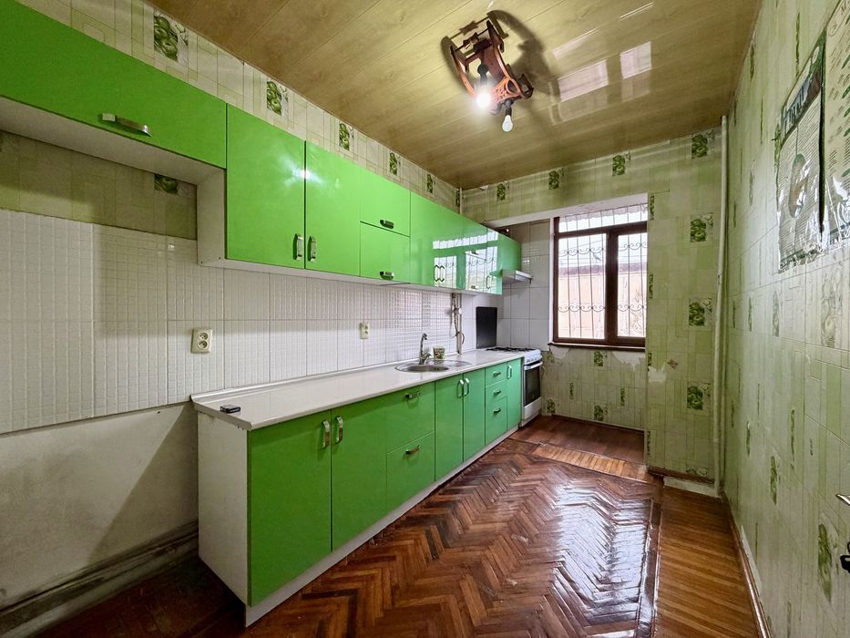 Срочно продам 3х комнатную квартиру Юнусабад 17 квартал