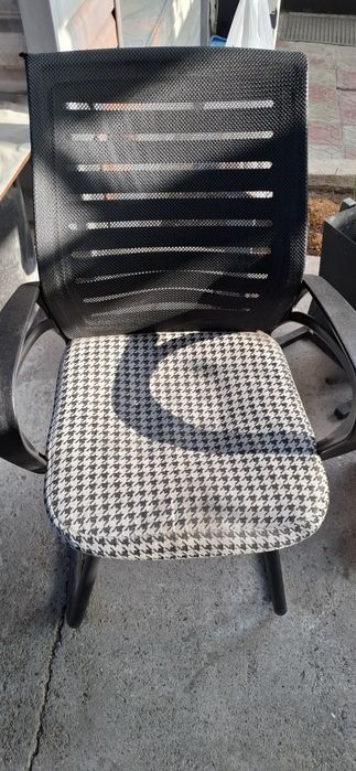 Продам кресло новое