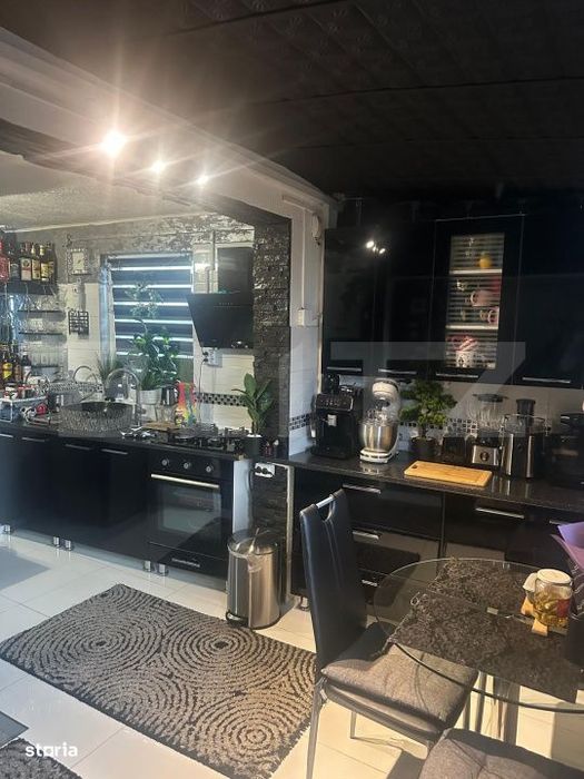 Casa 5 camere | Zona semicentrala | Curte proprie | 100 mp utili, Str