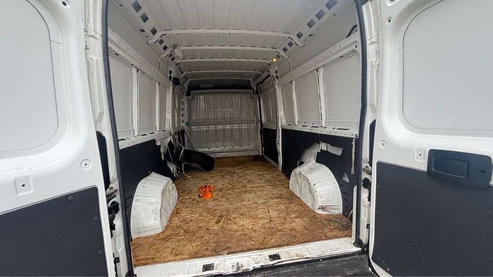 Vand Citroen jumper sau schimb cu masina electrica