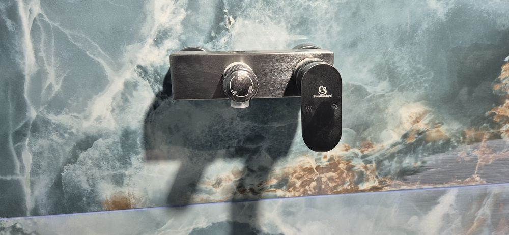 Чисто нова душ система