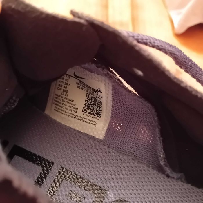 Papuci sport Nike Zoom Gravity