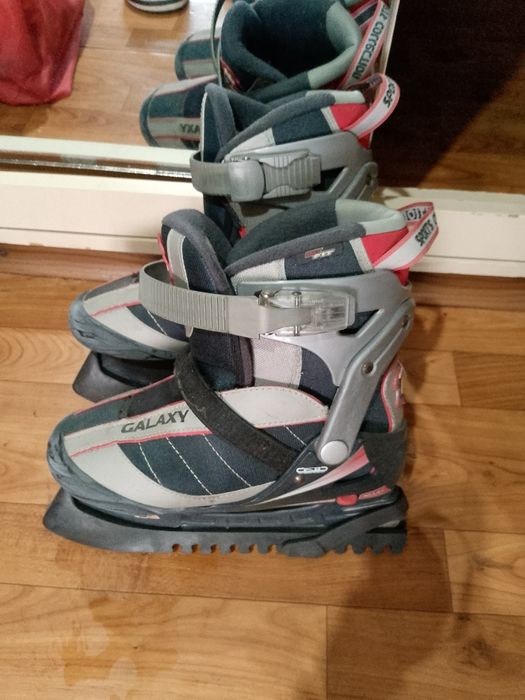 Коньки хоккейные детские