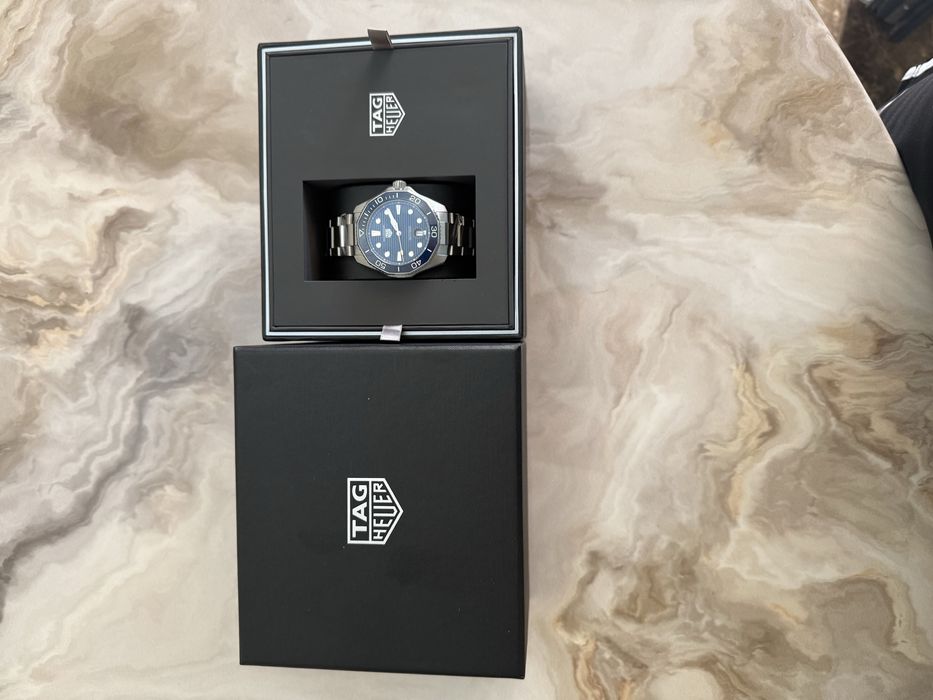 Tag Heuer Aquaracer profesional 300 Calibre 5 AUTOMATIC