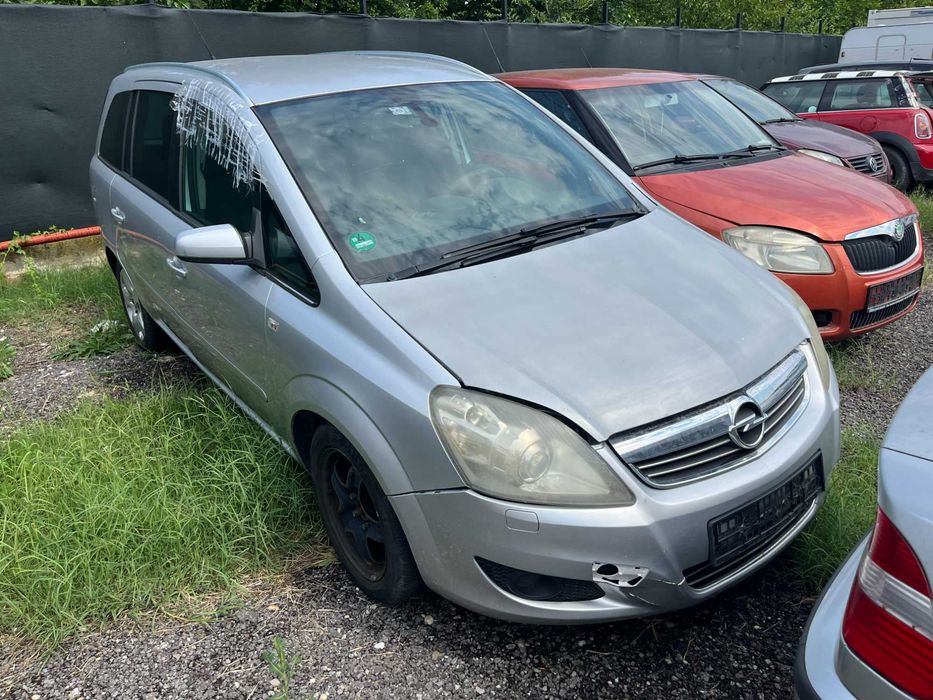 Dezmembrez Opel Zafira B Facelift 1,7 CDTI facelift gri argintiu 2008