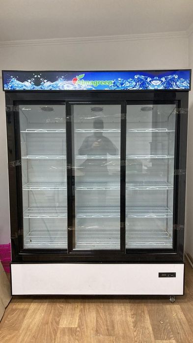 Холодильник витрина
