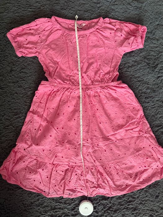 Rochița roz cu detalii fetiță