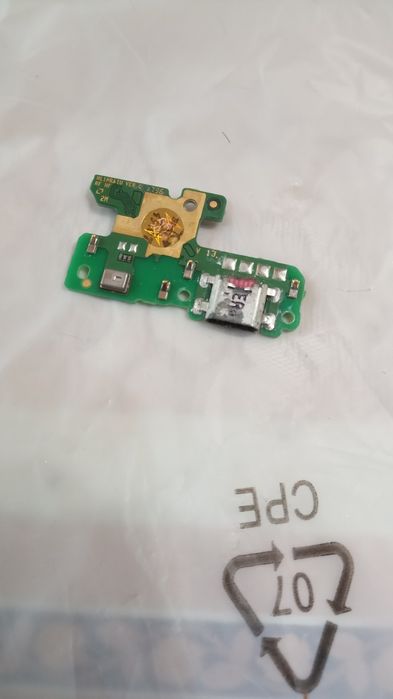Huawei p8 lite платка за зареждане