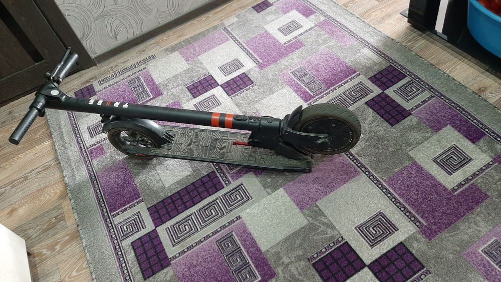 Электросамокат Tribe