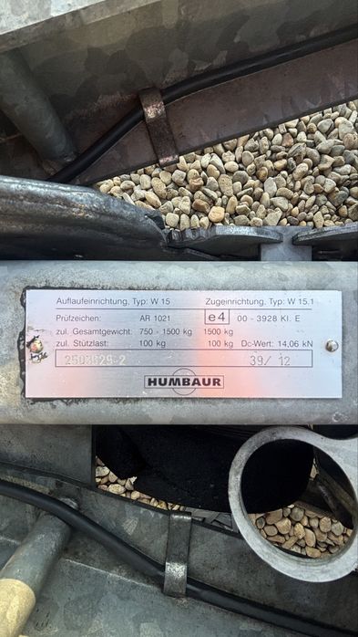 Vând remorcă marca Humbaur MMA 1300 kg, cu sistem de frânare