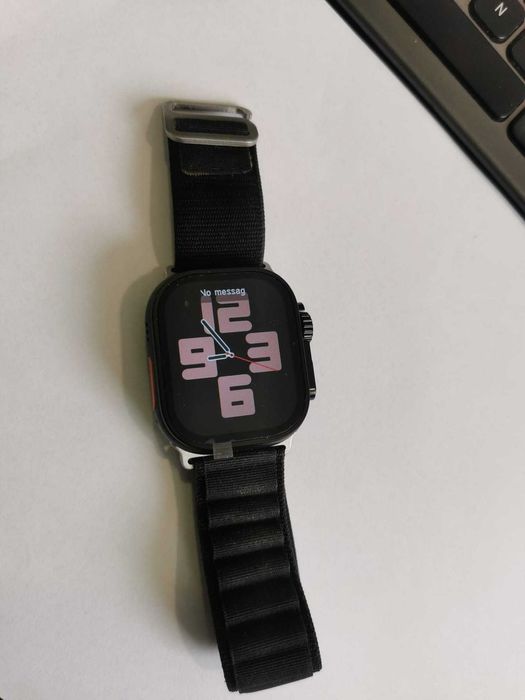 Smartwatch model Ultra – design modern, nou, sigilat – 100 lei neg