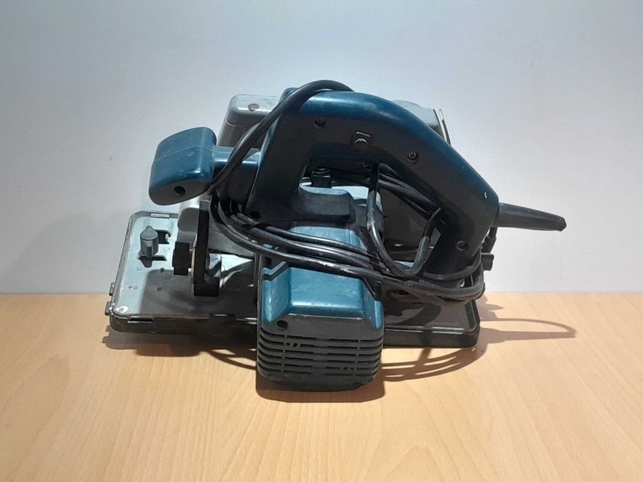 Ръчен циркуляр BOSCH GKS 54