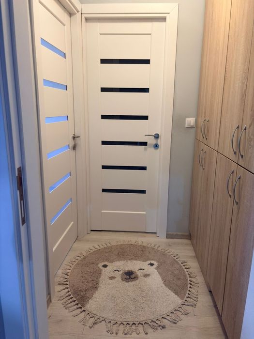 Vând apartament mobilat