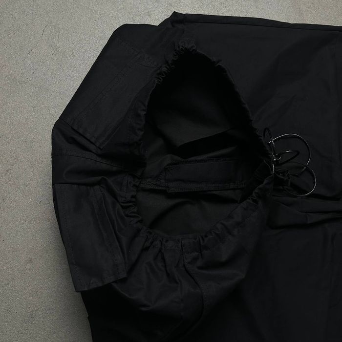 Baggy parachute pants