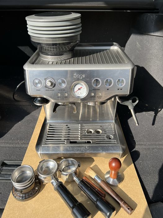 Професионална кафемашина SAGE Barista Pro