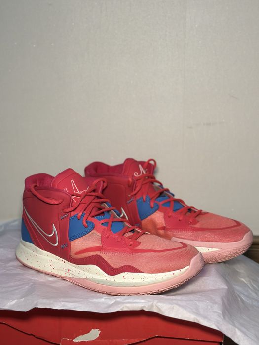 Оригинальные Nike Kyrie Infinity Siren Red (46 размер)