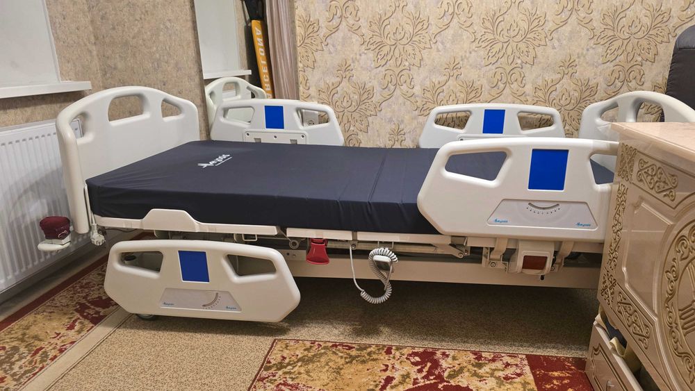 Кровать медицинская