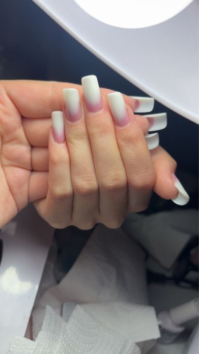 Unghii cu gel Cosmina