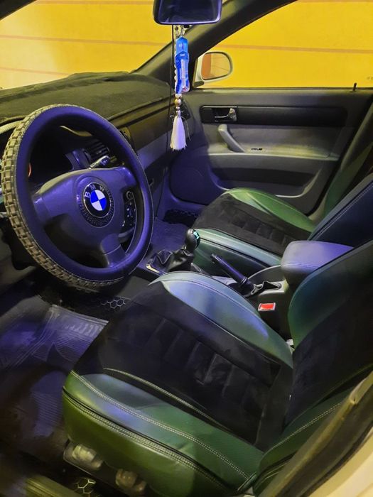 Lacetti 1,8L сотилади. Механика, 2009