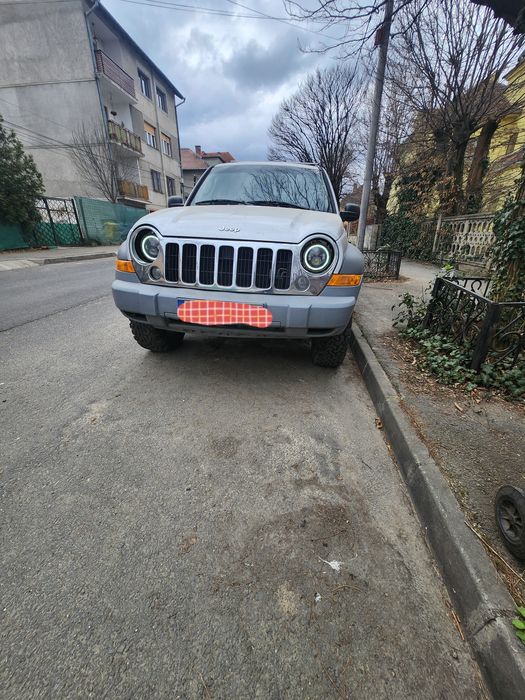 Jeep KJ  Liberty 2. 4 benzina