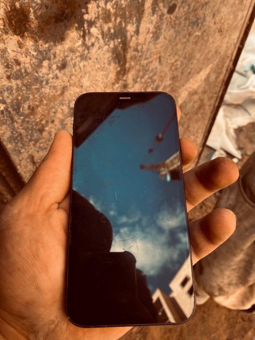 Айфон 12 акб 78%