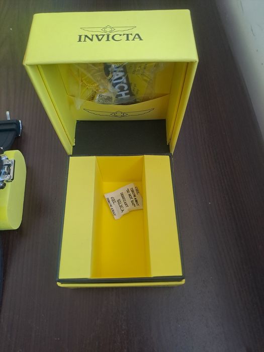 Часовник Invicta