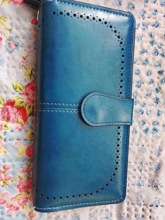 Кожаный кошелек новый