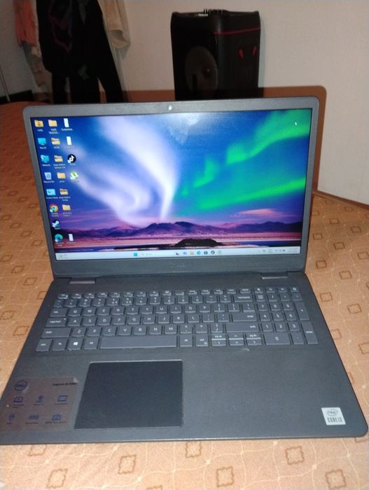 Laptop dell display 15,6 full Hdmi webcam Hd tastaură iluminată proce