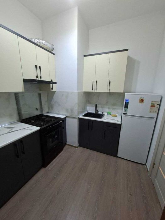 ПРОДАЕТСЯ квартира Юнусабад ЖК Манзара 1\11\13 с обстановкой