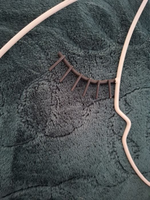 Suport capsule cafea formă de lună