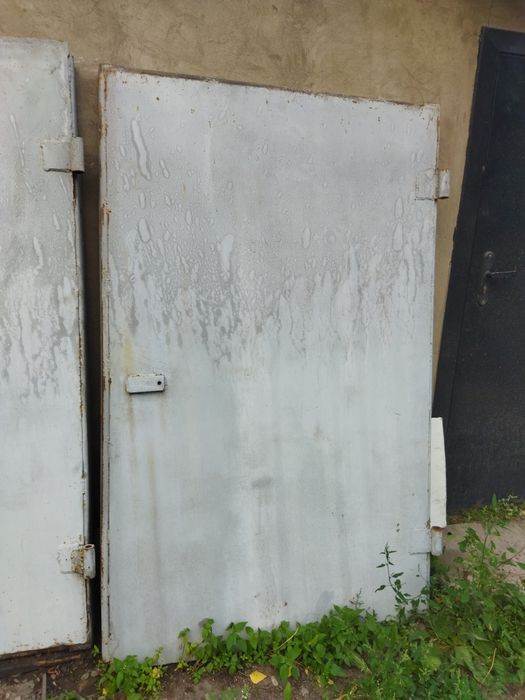 Ворота и двери железные б/у