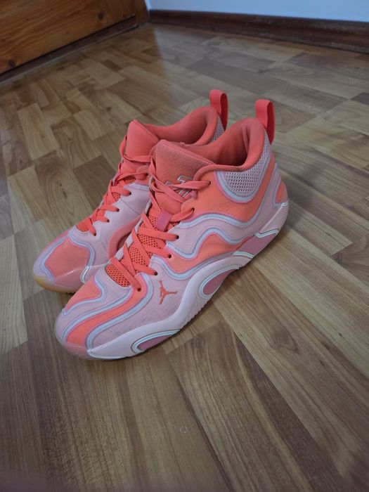 Papuci baschet tatum 3