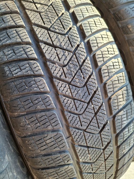 4 Anvelopele de iarnă 245 50 r19 Pirelli
