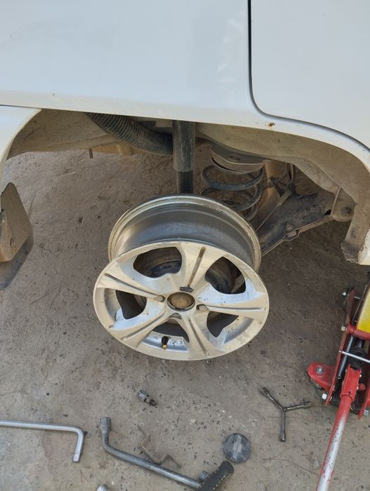 Дисклар сотилади размер 13 разболтовка 4/100