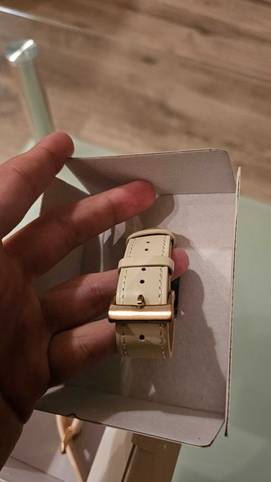 *ЧИСТО НОВ* Смарт часовник riversong motive 6c pro