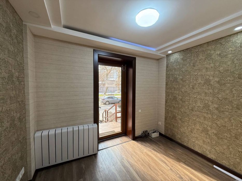 Ц2 Сдается в Аренду Коммерческое помещение, 96м2. Ор-р Алайский, Аллея