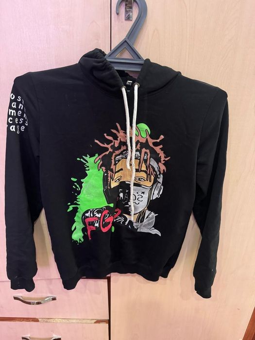 Продам свитшот на мальчика